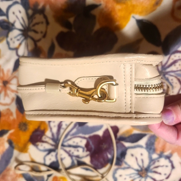 Cream Leather Crossbody - Picture 6 of 11